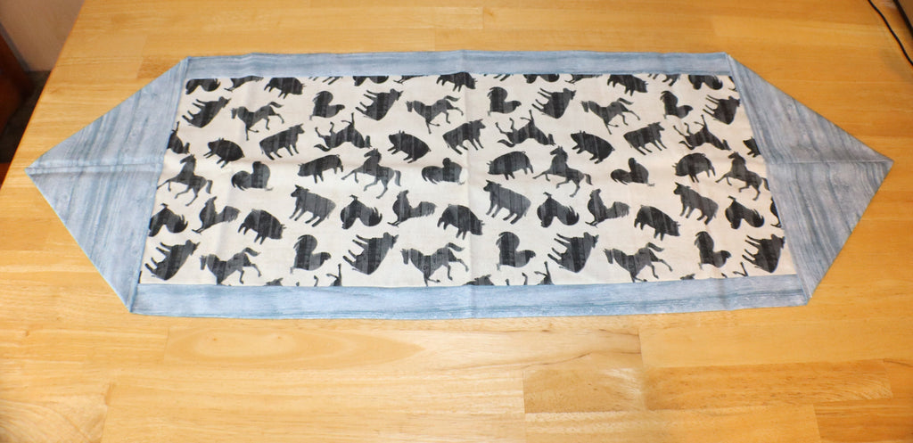 Farm Animal Table Runner