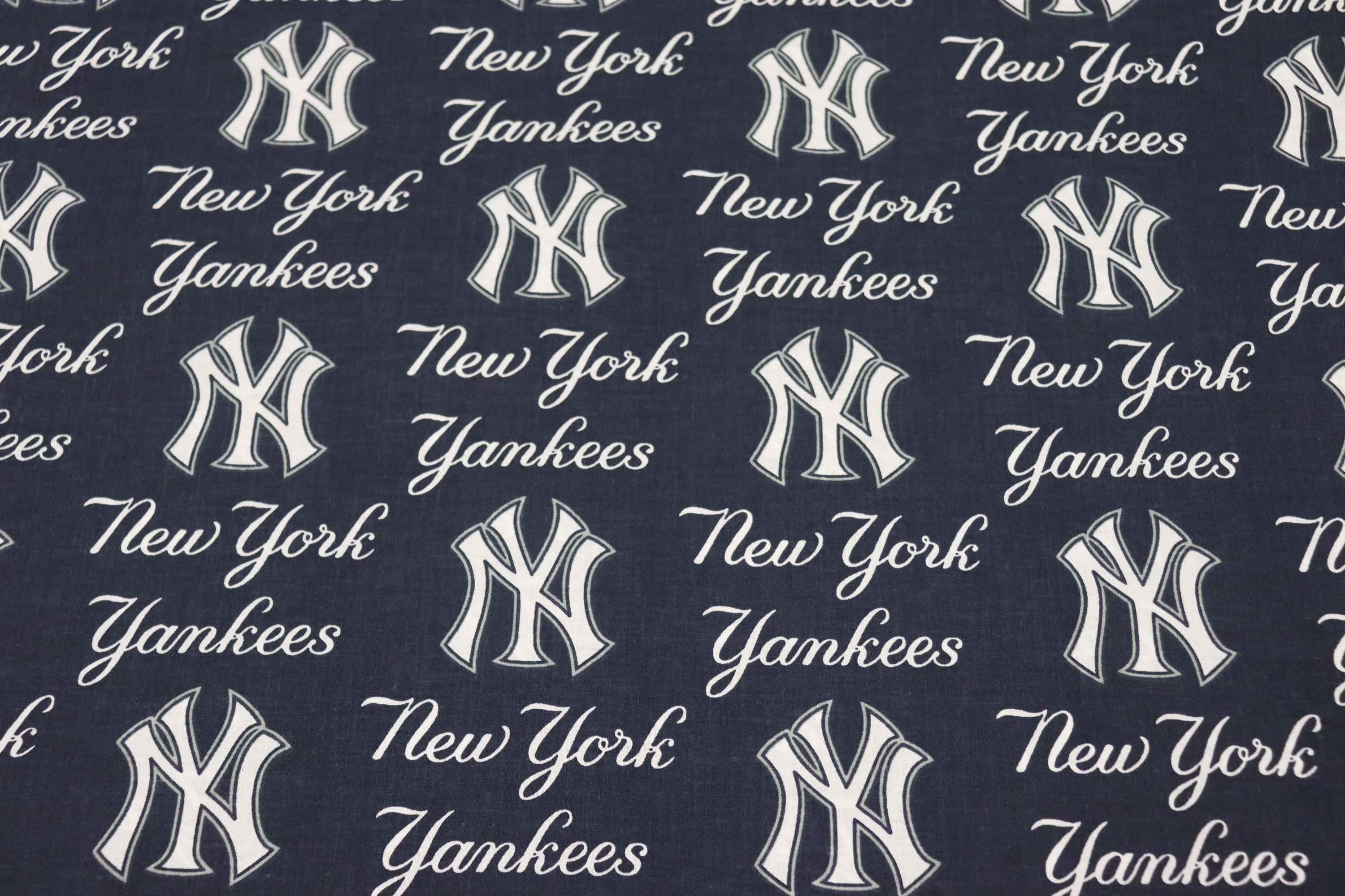Major League Baseball New York Yankees Logo 59" Wide Quilt Fabric